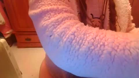 sexymisss24 online show from February 5, 2025, 9:40 pm