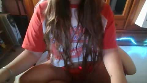 Snapshot of sexymisss24 chatting on October 26, 2025, 10:43 am sexymisss24 online show from October 26, 2025, 10:43 am