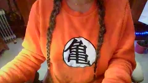 sexymisss24 online show from May 13, 2026, 9:28 am