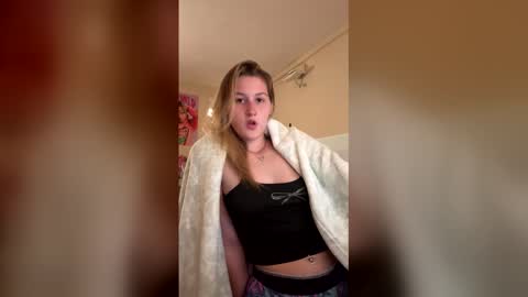 Snapshot of sexymomma0 chatting on March 16, 2026, 9:30 pm sexymomma0 online show from March 16, 2026, 9:30 pm