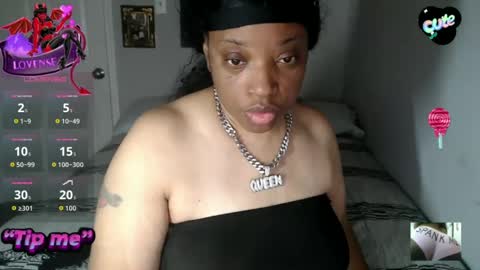 Snapshot of sexymona1218 chatting on September 28, 2025, 2:00 pm SexyMona online show from September 28, 2025, 2:00 pm