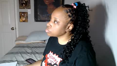 Snapshot of sexymona1218 chatting on October 3, 2025, 5:26 am SexyMona online show from October 3, 2025, 5:26 am