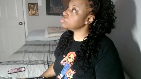 Snapshot of sexymona1218 chatting on October 8, 2025, 7:06 am SexyMona online show from October 8, 2025, 7:06 am