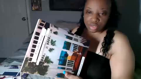 Snapshot of sexymona1218 chatting on October 15, 2025, 5:07 am SexyMona online show from October 15, 2025, 5:07 am