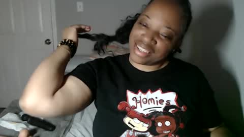 Snapshot of sexymona1218 chatting on October 28, 2025, 8:29 am SexyMona online show from October 28, 2025, 8:29 am