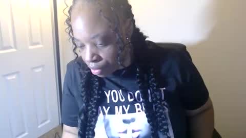 SexyMona online show from May 3, 2026, 7:47 am