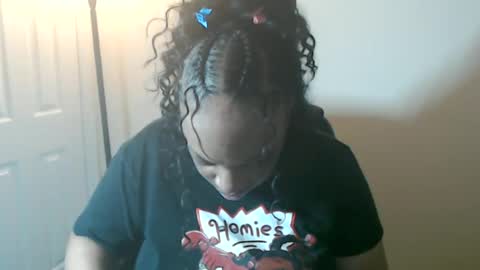 SexyMona online show from June 12, 2026, 7:51 am