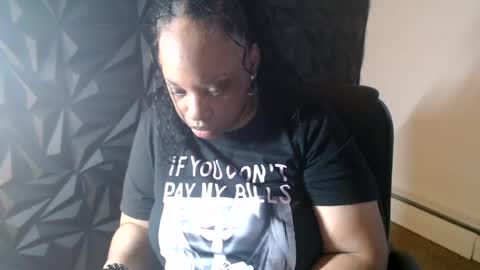 SexyMona online show from June 24, 2026, 9:41 am