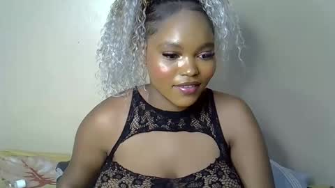 Molly  zora online show from February 7, 2026, 9:29 pm