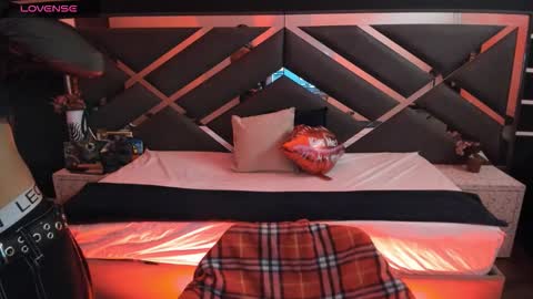 Snapshot of sexynaf chatting on September 24, 2025, 7:17 pm N A F online show from September 24, 2025, 7:17 pm