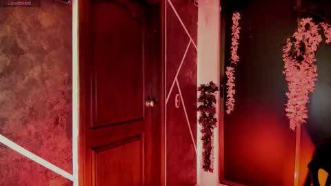 N A F online show from November 6, 2025, 8:32 pm