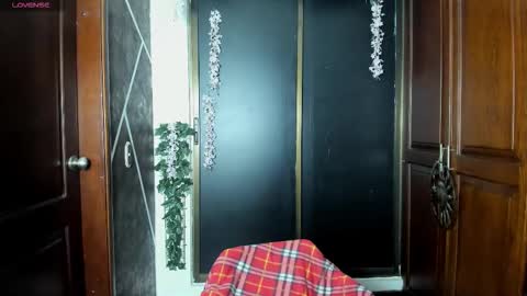 N A F online show from November 18, 2025, 7:18 pm