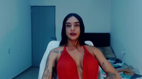 Natalia Duran online show from December 18, 2024, 5:04 am