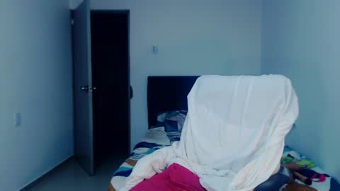 Natalia Duran online show from December 28, 2024, 5:12 am