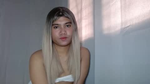 Natalia3 online show from October 3, 2025, 6:10 am