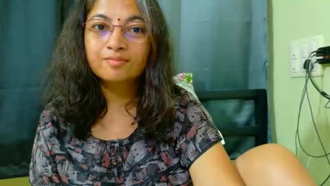 Snapshot of sexyniharika chatting on October 1, 2025, 3:07 pm Niharika online show from October 1, 2025, 3:07 pm