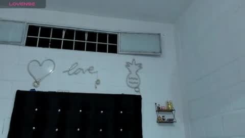Snapshot of sexynova_93 chatting on June 5, 2026, 12:06 am sexynova 93 online show from June 5, 2026, 12:06 am