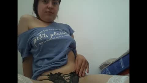 Snapshot of sexynyu18 chatting on September 14, 2025, 6:34 am Alex online show from September 14, 2025, 6:34 am