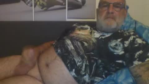 sexypaa online show from February 10, 2025, 7:49 pm