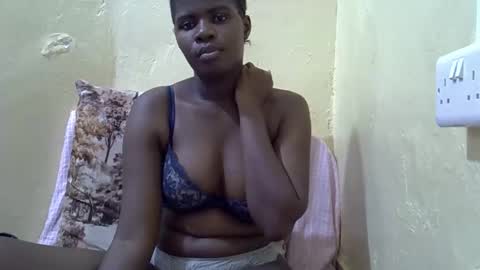 sexypeach98 online show from February 5, 2026, 9:41 pm