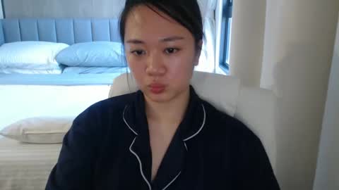 Snapshot of sexypenguin13 chatting on December 6, 2024, 10:05 am sexypenguin13 online show from December 6, 2024, 10:05 am