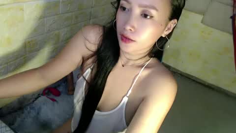 Miyah online show from December 16, 2024, 8:41 am