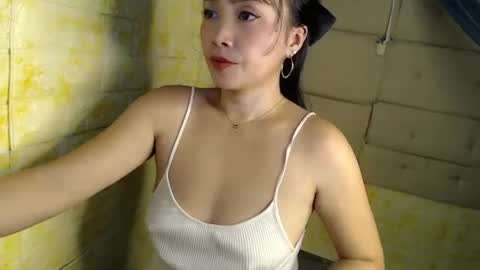 Miyah online show from February 24, 2025, 3:33 am