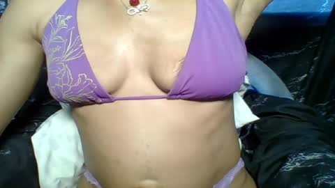 sexypussy000 online show from April 24, 2026, 12:40 pm