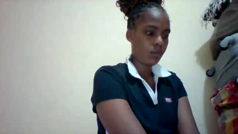 DOVY ACHIENG online show from February 19, 2025, 1:40 am