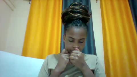 DOVY ACHIENG online show from March 4, 2025, 9:00 pm