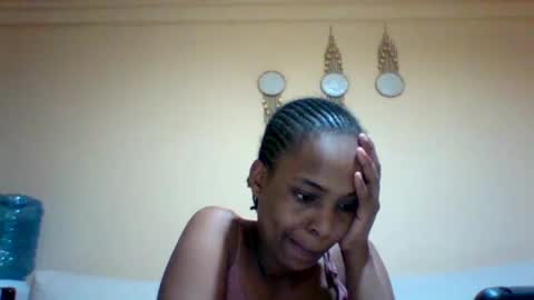Snapshot of sexyqueen3457132 chatting on October 3, 2025, 11:40 am DOVY ACHIENG online show from October 3, 2025, 11:40 am