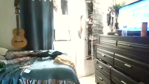 sexyred2025 online show from September 28, 2025, 10:31 am