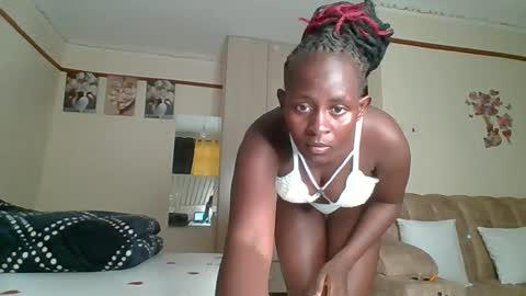 sexyreddebony online show from January 18, 2025, 12:36 pm