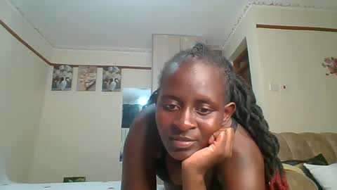 sexyreddebony online show from January 26, 2025, 10:24 pm