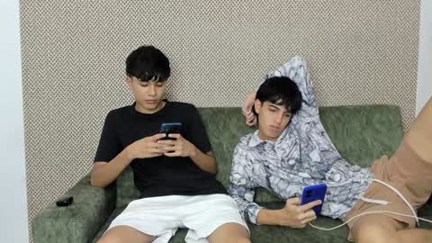 MATIAS-18   THIAHO -18  MAX-19  NICOKALY-19  CAIN-19   MOD ESTEBAN online show from January 15, 2025, 8:37 pm