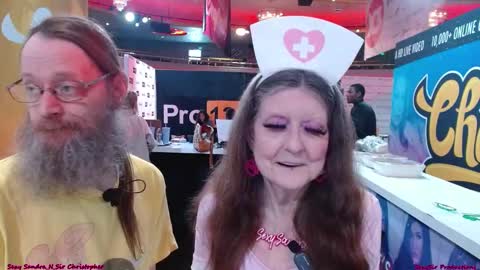 Snapshot of sexysandra_n_sirchristopher chatting on January 18, 2025, 8:19 pm Sexy Sandra    and Sir Christopher online show from January 18, 2025, 8:19 pm