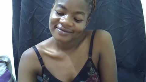 Snapshot of sexyshaz22 chatting on March 11, 2026, 9:54 pm sexyshaz22 online show from March 11, 2026, 9:54 pm