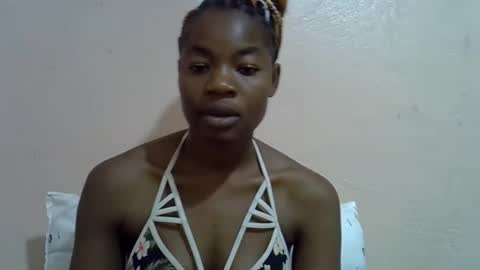 sexyshaz22 online show from May 3, 2026, 9:10 pm