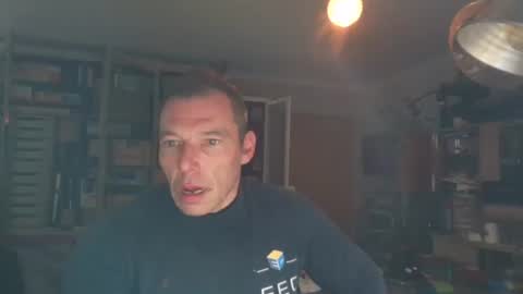 sexysingleguy40 online show from January 12, 2026, 6:02 pm
