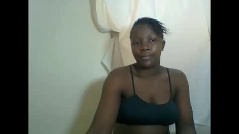 Snapshot of sexysleeky chatting on February 22, 2025, 10:18 am PAULINE online show from February 22, 2025, 10:18 am