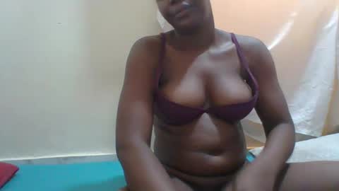 Snapshot of sexysleeky chatting on March 7, 2025, 4:46 am PAULINE online show from March 7, 2025, 4:46 am