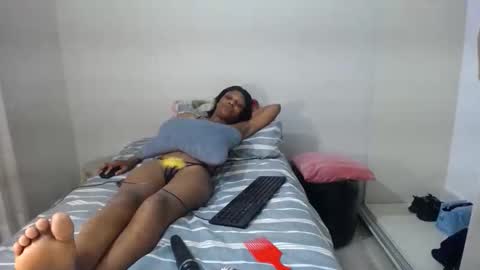 sexyslimmelanin online show from December 2, 2025, 6:58 pm