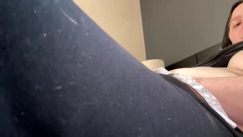 sexyslut5555 online show from April 7, 2026, 8:09 pm