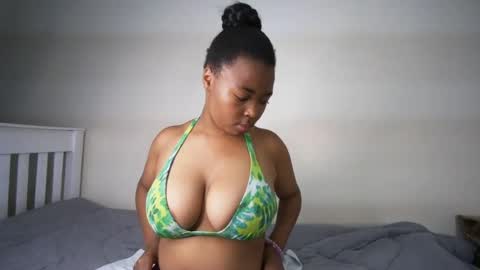 sexysoct online show from June 15, 2026, 12:29 pm