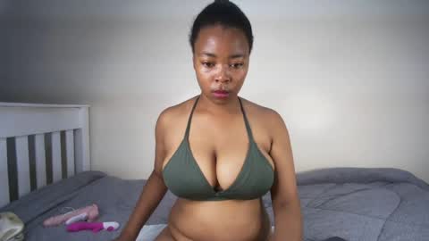 sexysoct online show from June 18, 2026, 7:41 am