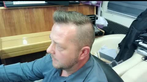 sexysteve80 online show from September 29, 2025, 9:19 pm