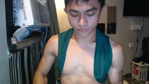 sexystrongcum online show from April 28, 2026, 2:21 am