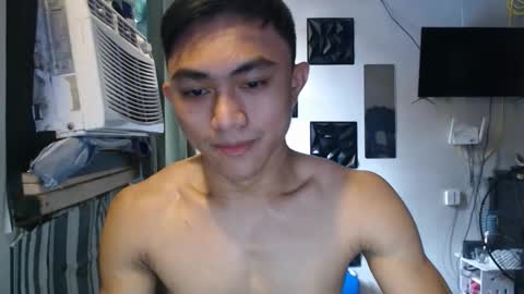sexystrongcum online show from May 2, 2026, 3:00 am