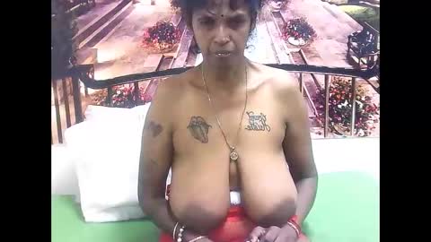 sexyva4u2luv online show from March 6, 2025, 11:20 pm