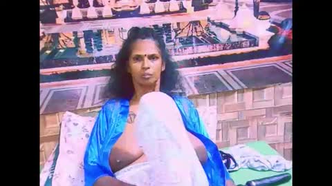 sexyva4u2luv online show from September 14, 2025, 9:25 pm